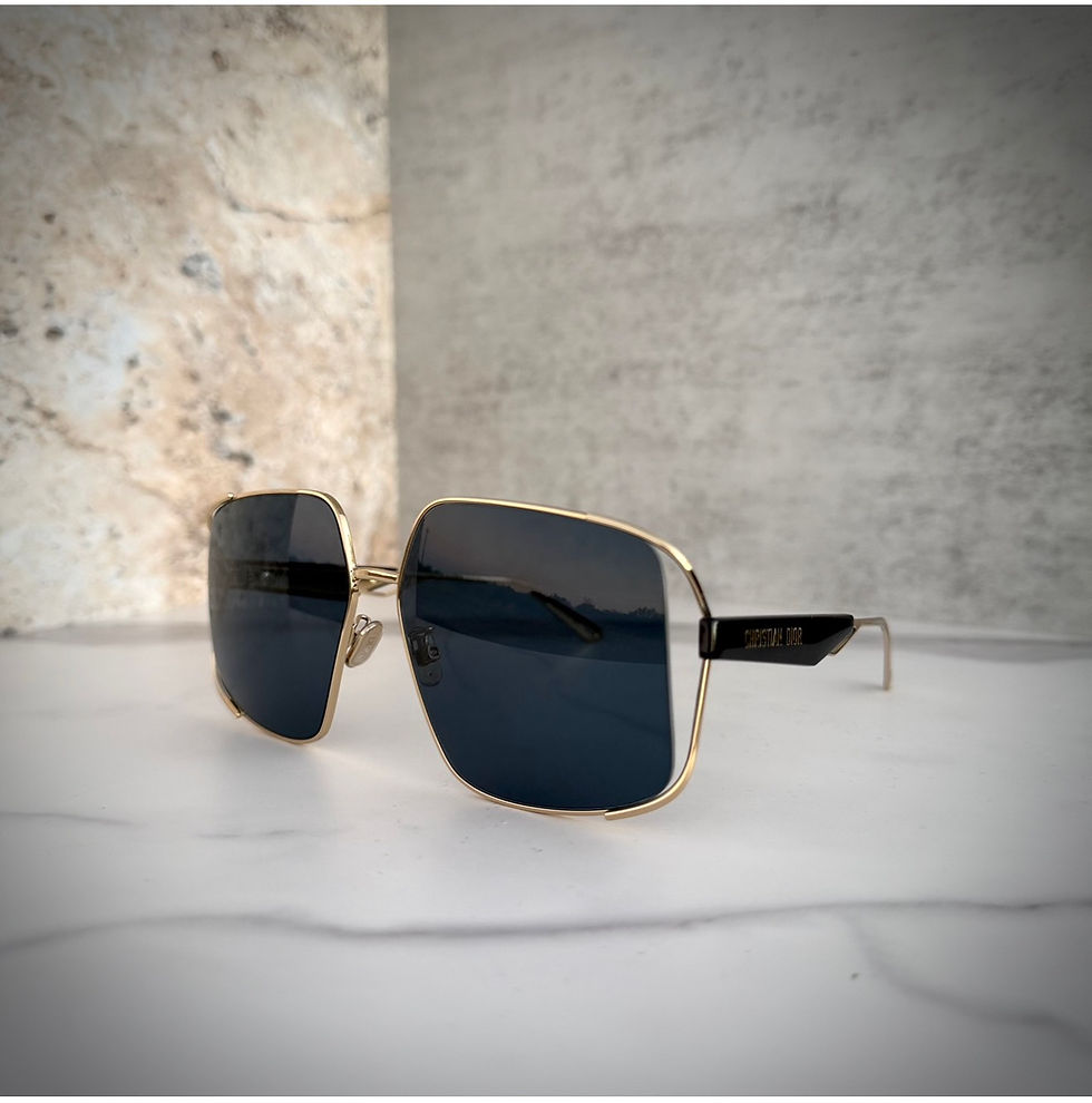 Miniatura: Gafas de sol extragrandes Dior ArchiDior S1U en color dorado.