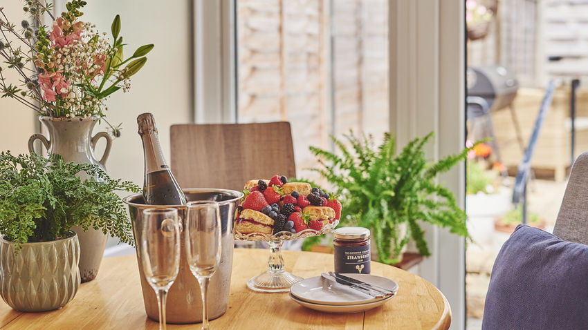 Bourton-on-the-Water Oakey Cottage Cotswold Holidays welcome