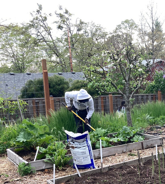 Planting Party 04.jpg