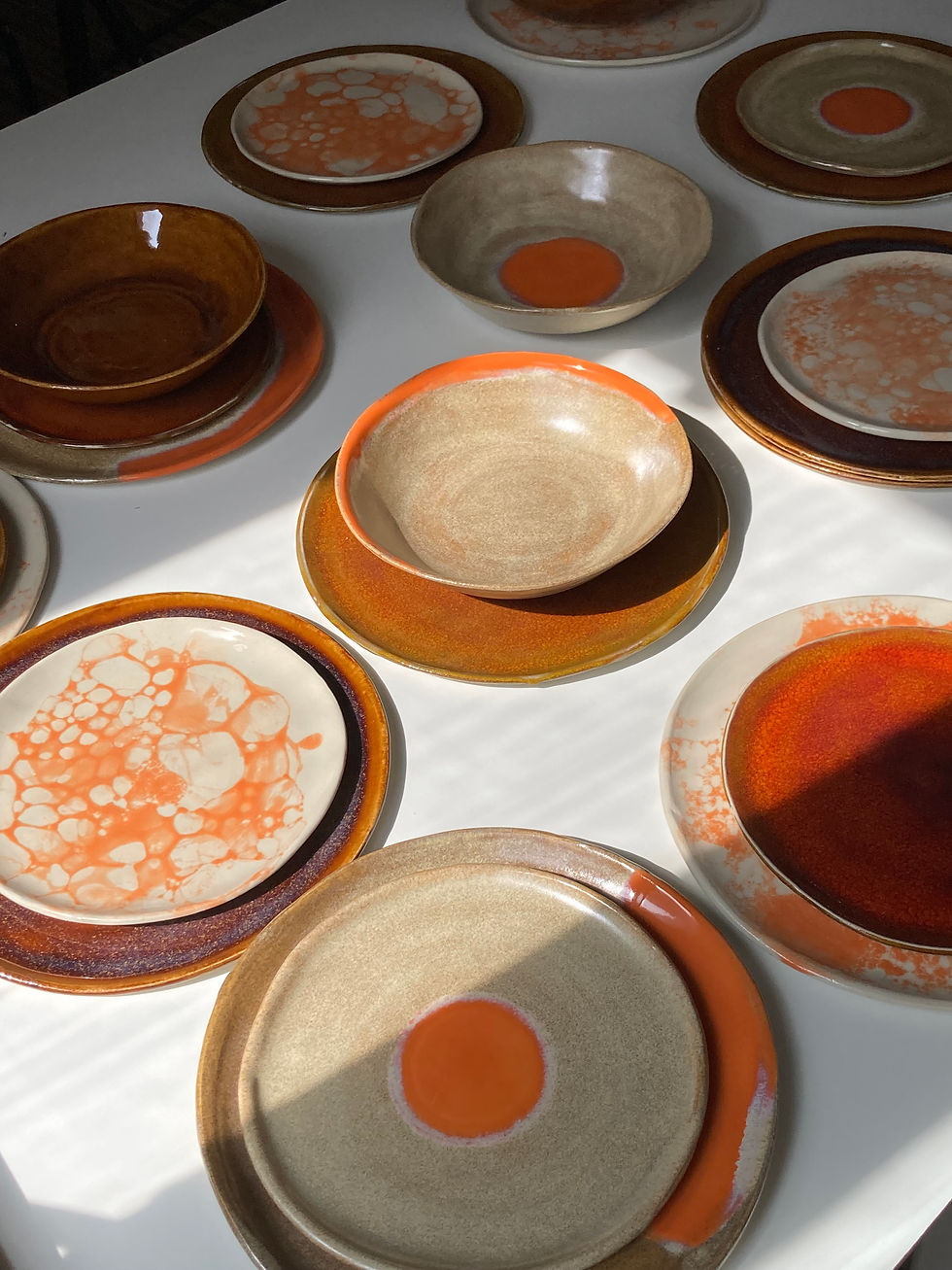 Thumbnail: Orange bubbles plates