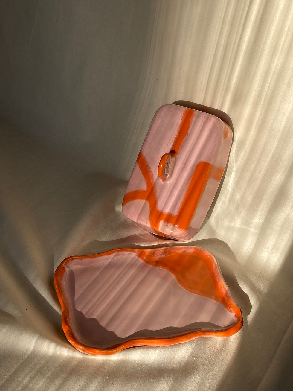 Thumbnail: Pink and orange butterdish