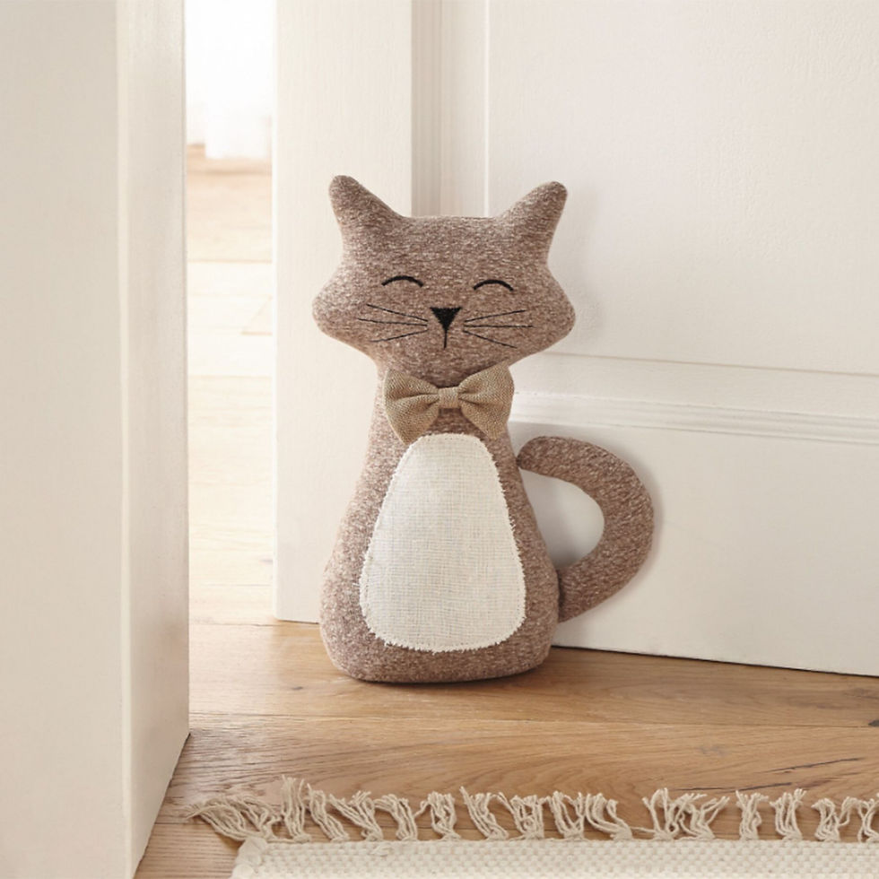 Türstopper Katze Charly aus weichem Stoff in Strickoptik, braun, aus Polyester mit Schleife, Wohnaccessoire