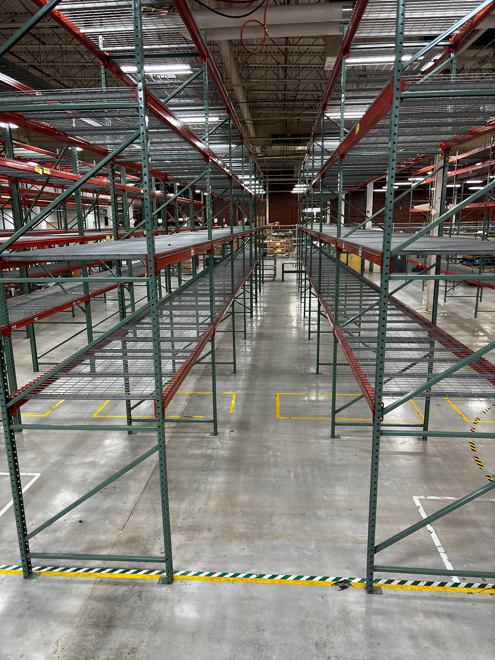 Warehouse Racking Installer