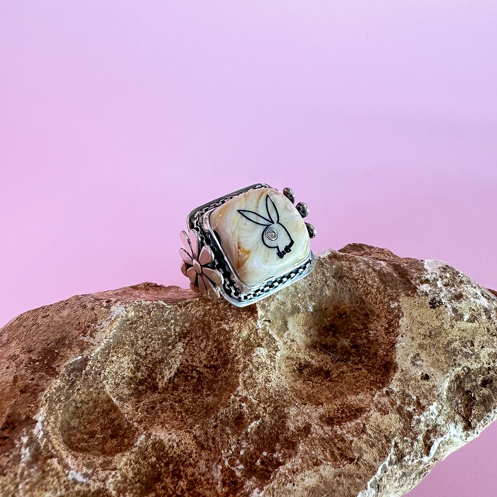 Thumbnail: Bunny Flower Gem Ring