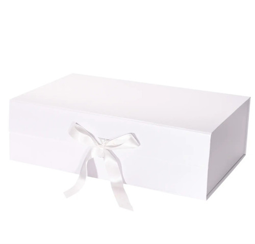 Withe Boxx White Magnetic Closure BOXX | SharityBOXX.com