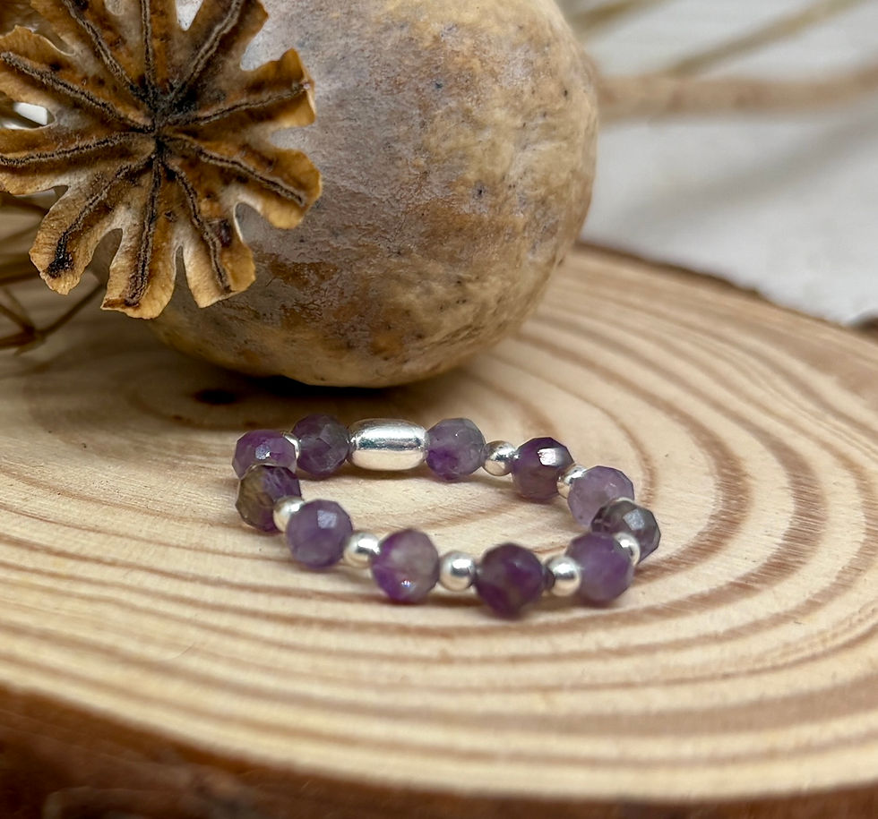 Thumbnail: Light Amethyst Faceted Bead Ring - 925 Sterling Silver