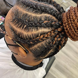 Women's Feed In Ponytail - Large