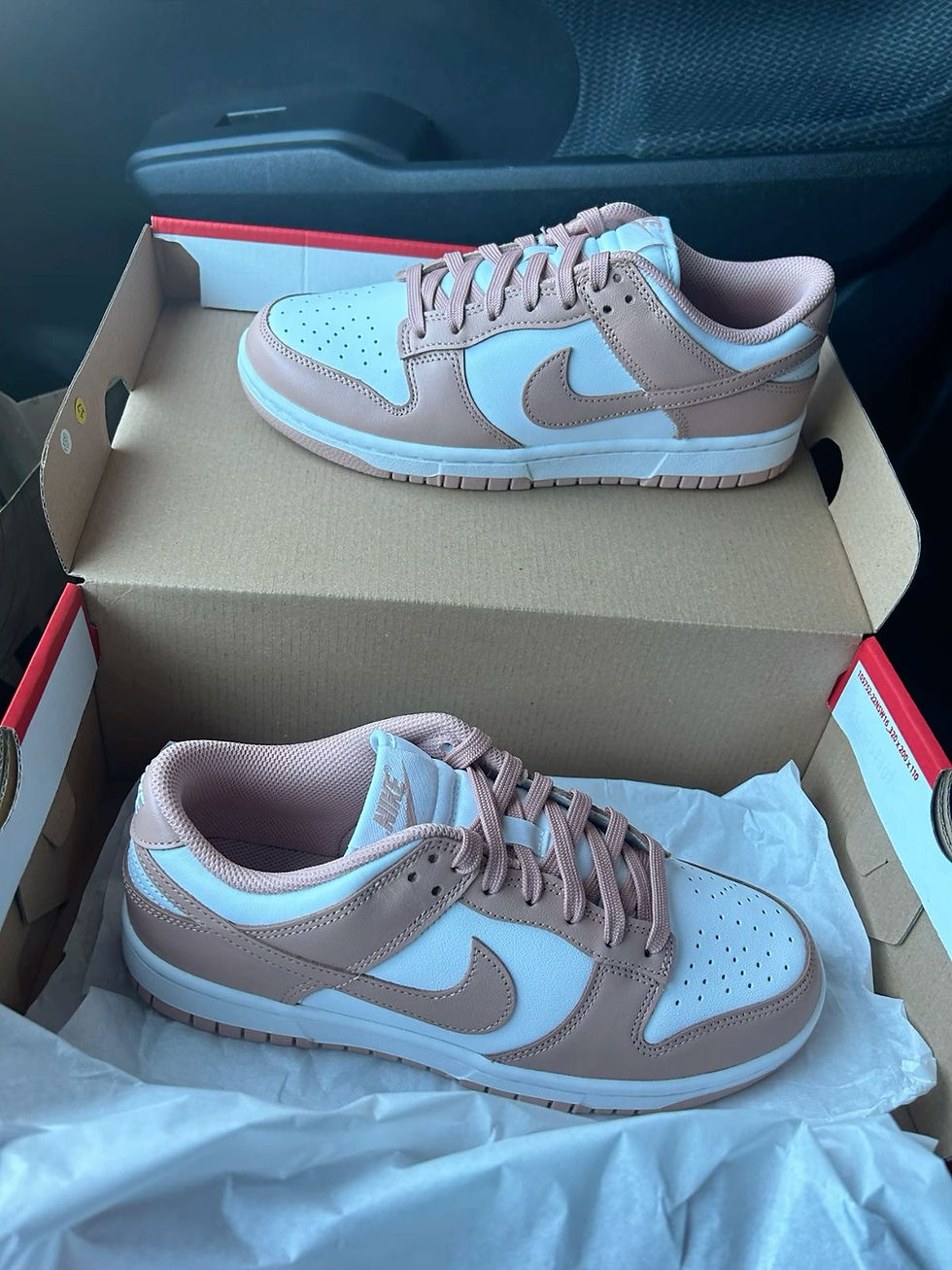 Thumbnail: SB Dunk Low Rose whisper women