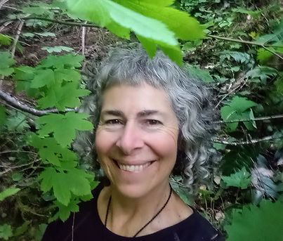 Ashusha self-portrait_edited.jpg