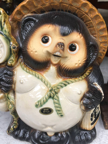 Tanuki Statue 