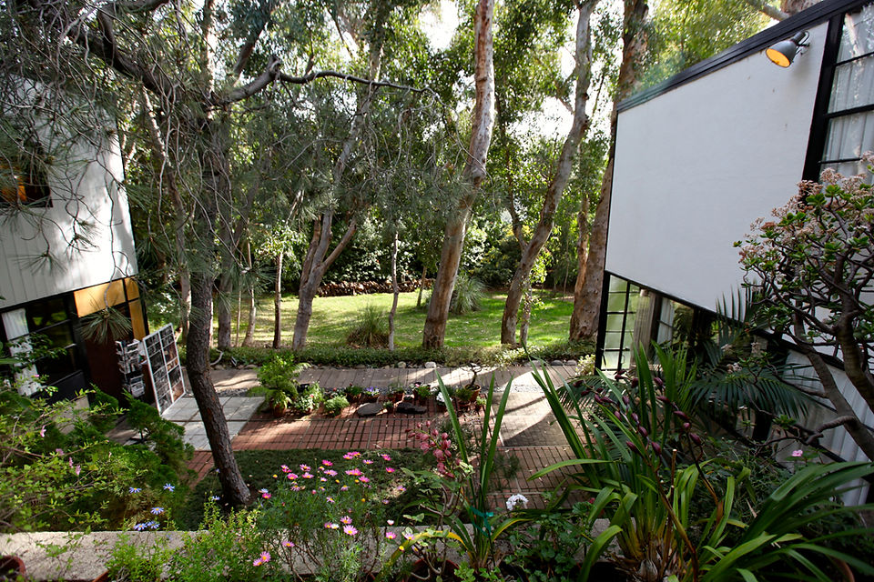 studio-and-courtyard