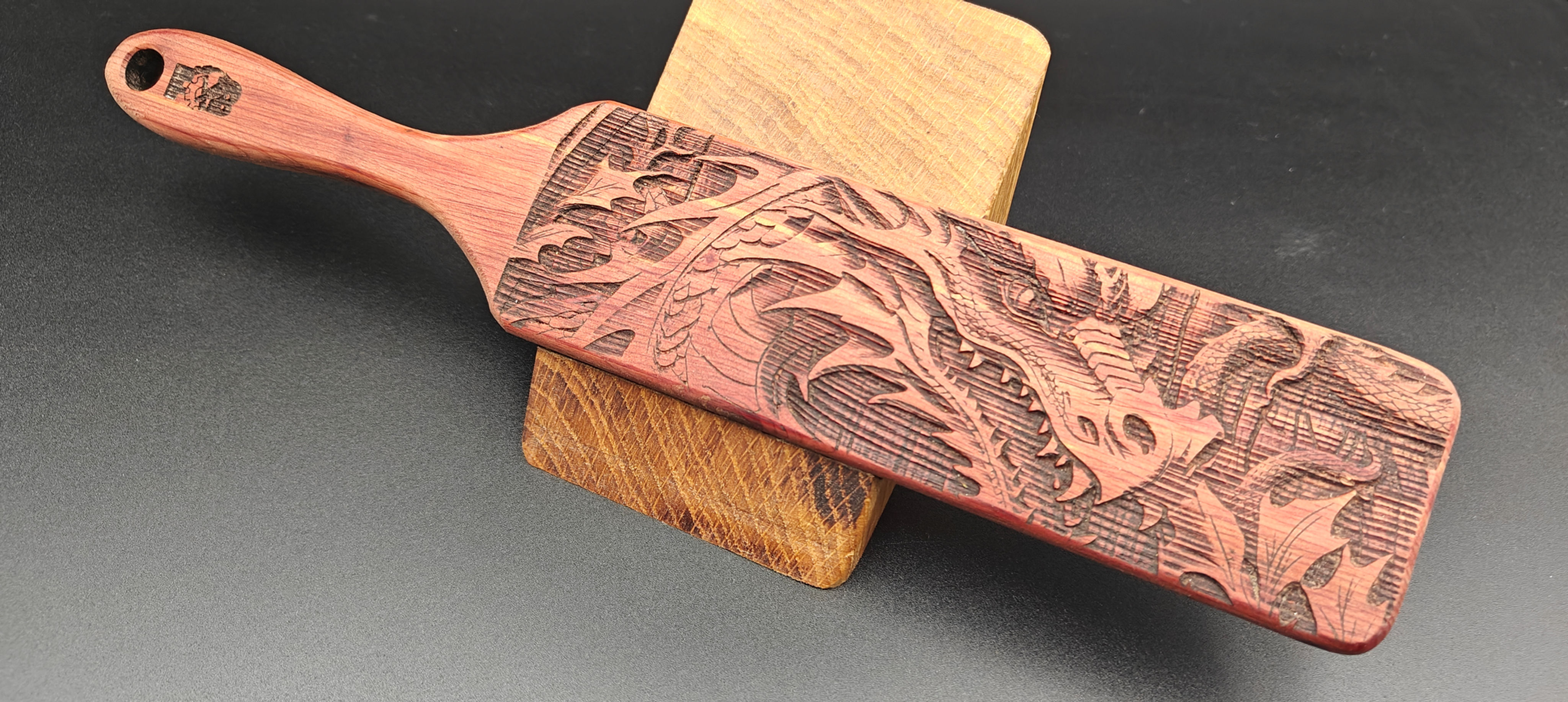 Florida Cedar Paddle with an engraved Dragon no2