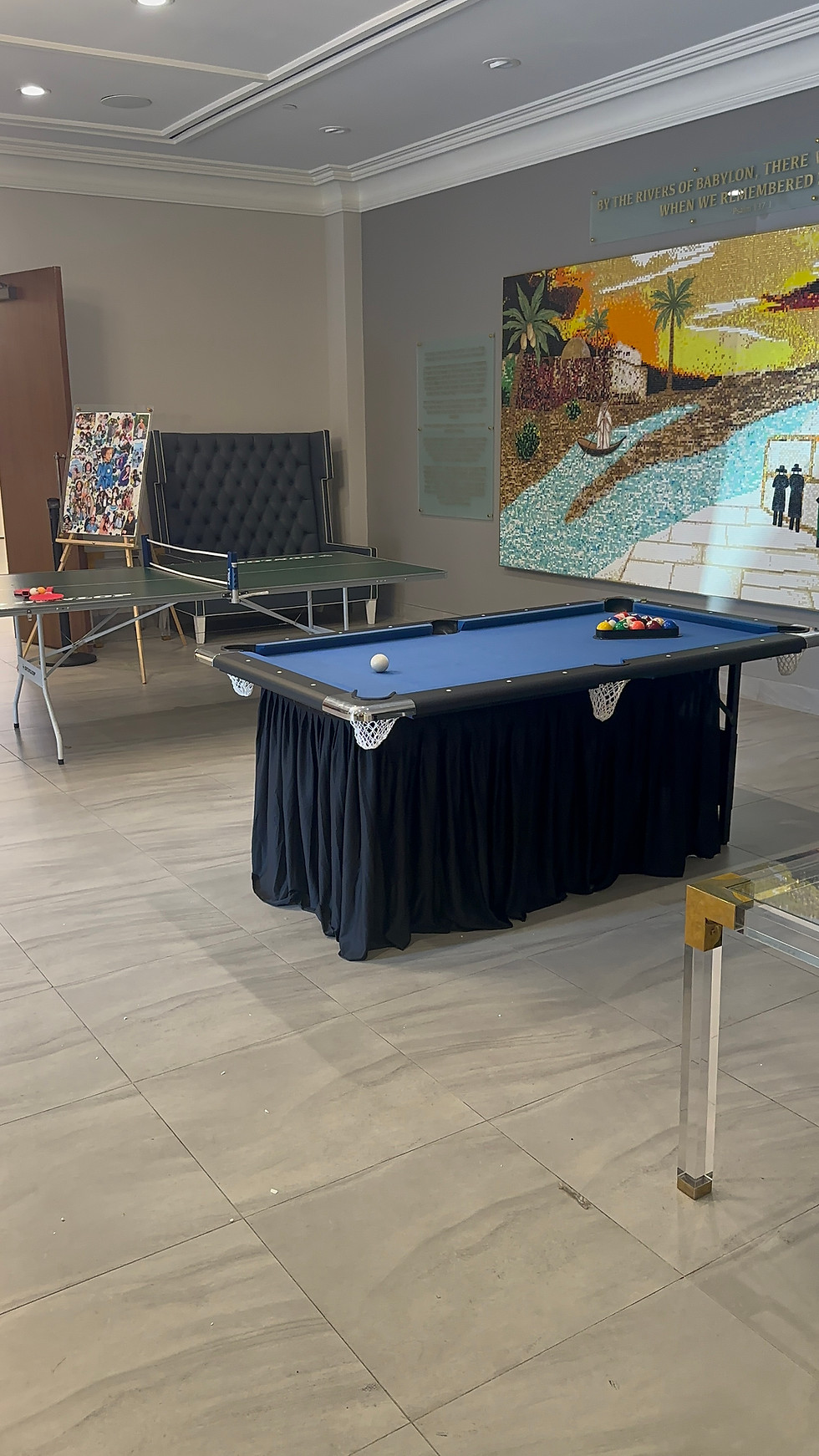 Thumbnail: Pool Table