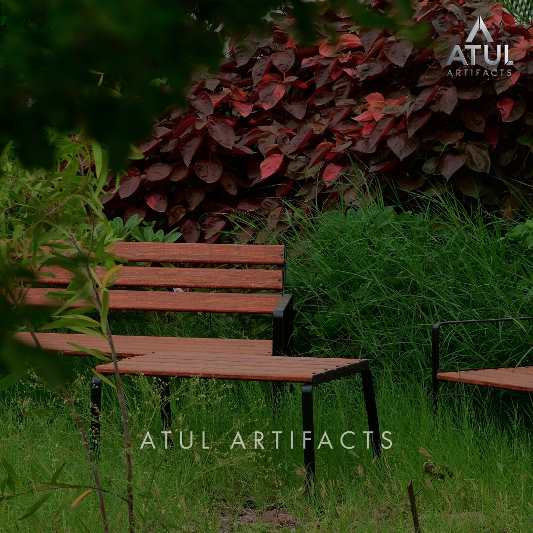 Willow Outdoor Table