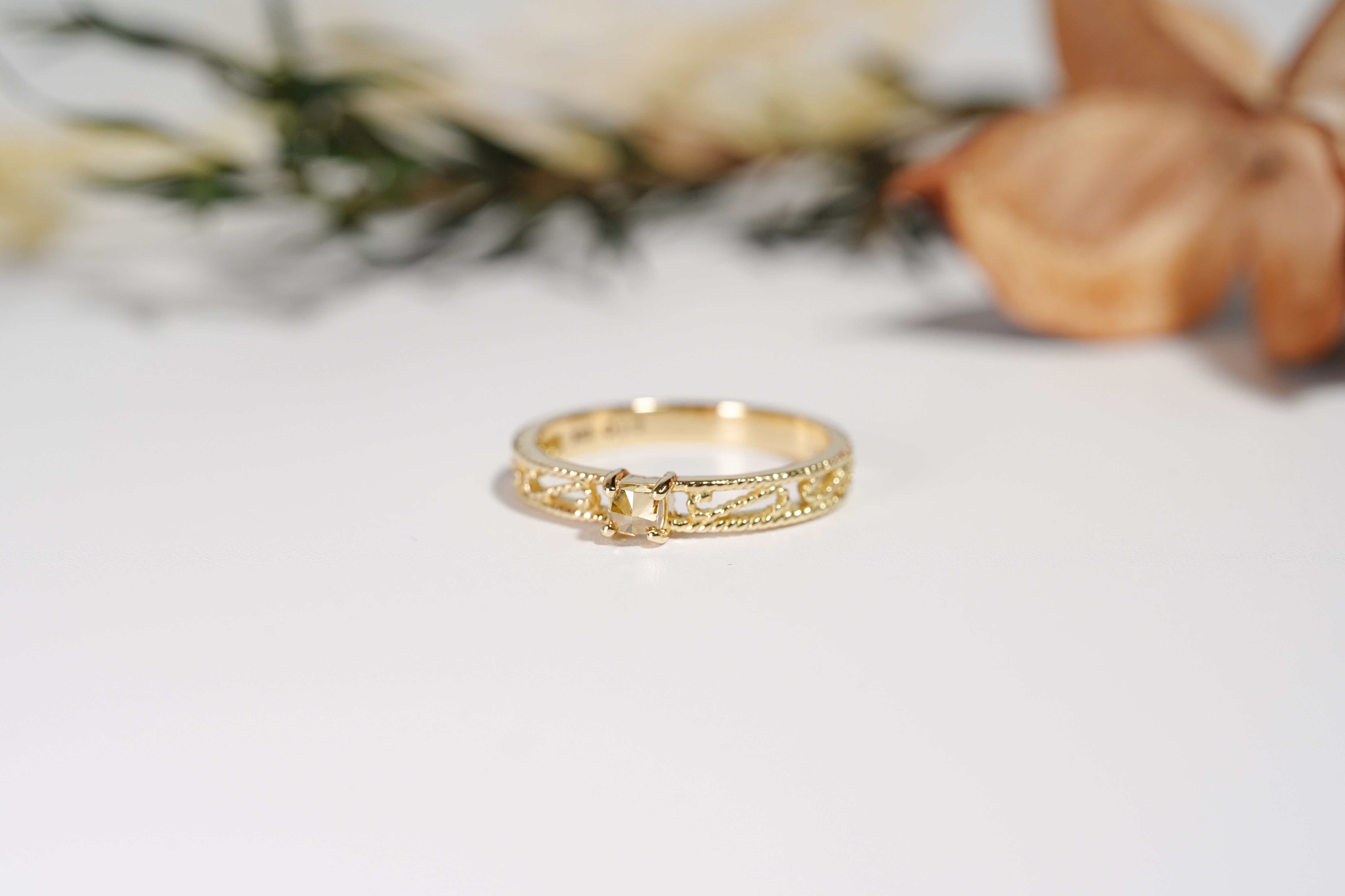 K18YG Cushion Rose cut Natural Diamond rRng