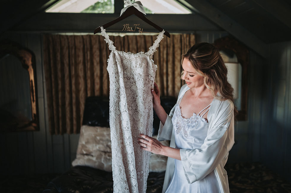 Madonna_Inn_Amanda_&_Jarad_Burlap_&_Oak_Wedding_Photography-3888