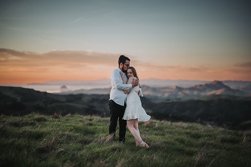 perfumo_caynon_engagement_Burlap&Oak_Wedding_Photo-.jpg