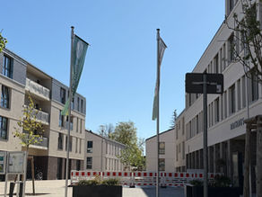 Feiern zwischen Bauzäunen: Gemeinde lädt zum Fest im Ortskern ein