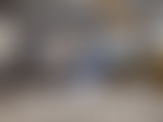 Autotallin elementtien nosto rekan kyytiin.