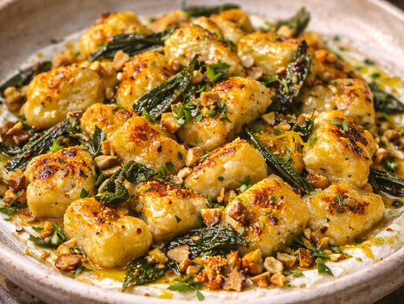 Zitronen-Ricotta-Gnocchi mit Salbei & Haselnuss