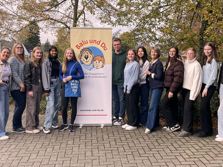 Feierliche Unterzeichnung der Kooperationsvereinbarung: Balu & Du