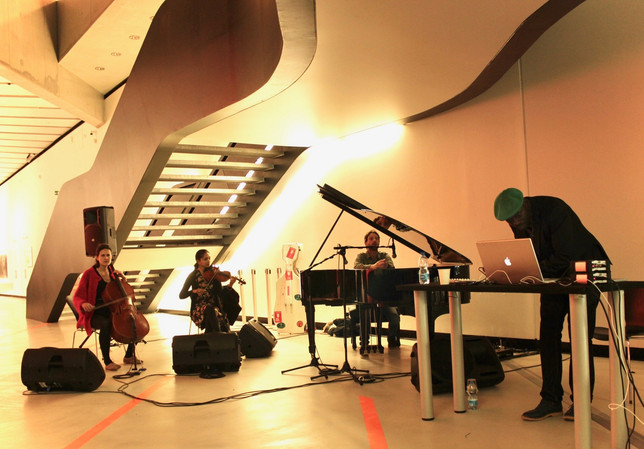MAXXI Live Performance