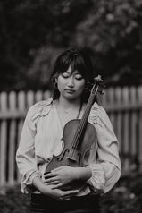 UGA Founder's Garden senior photography with violin