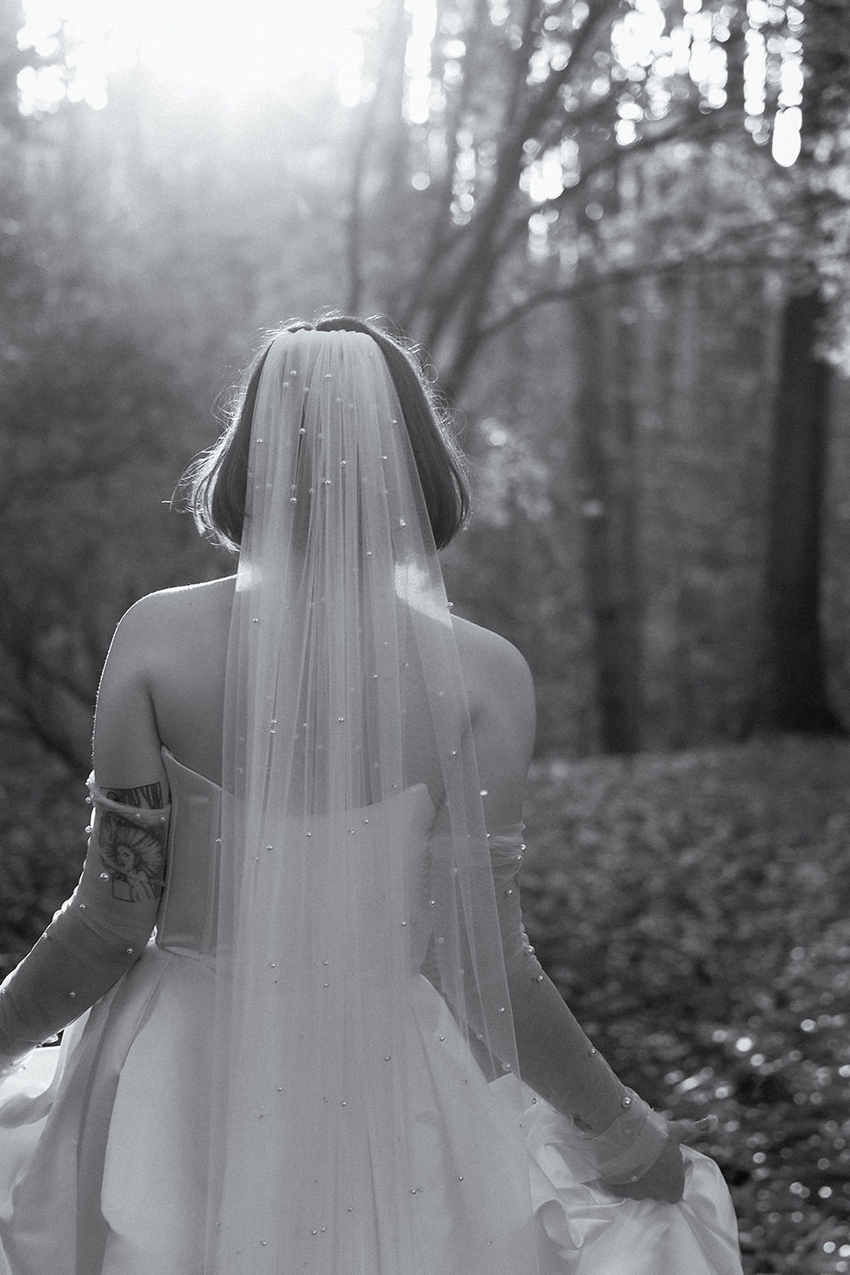 Intimate ,WLW, backyard wedding ,Atlanta, emotional moments, relaxed atmosphere, blend, editorial portraits , documentary-style, storytelling.Two brides ,celebrating ,intimate backyard wedding, candid moments, timeless ,editorial photography, cinematic lighting, editorial portraits, authentic documentary-style moments