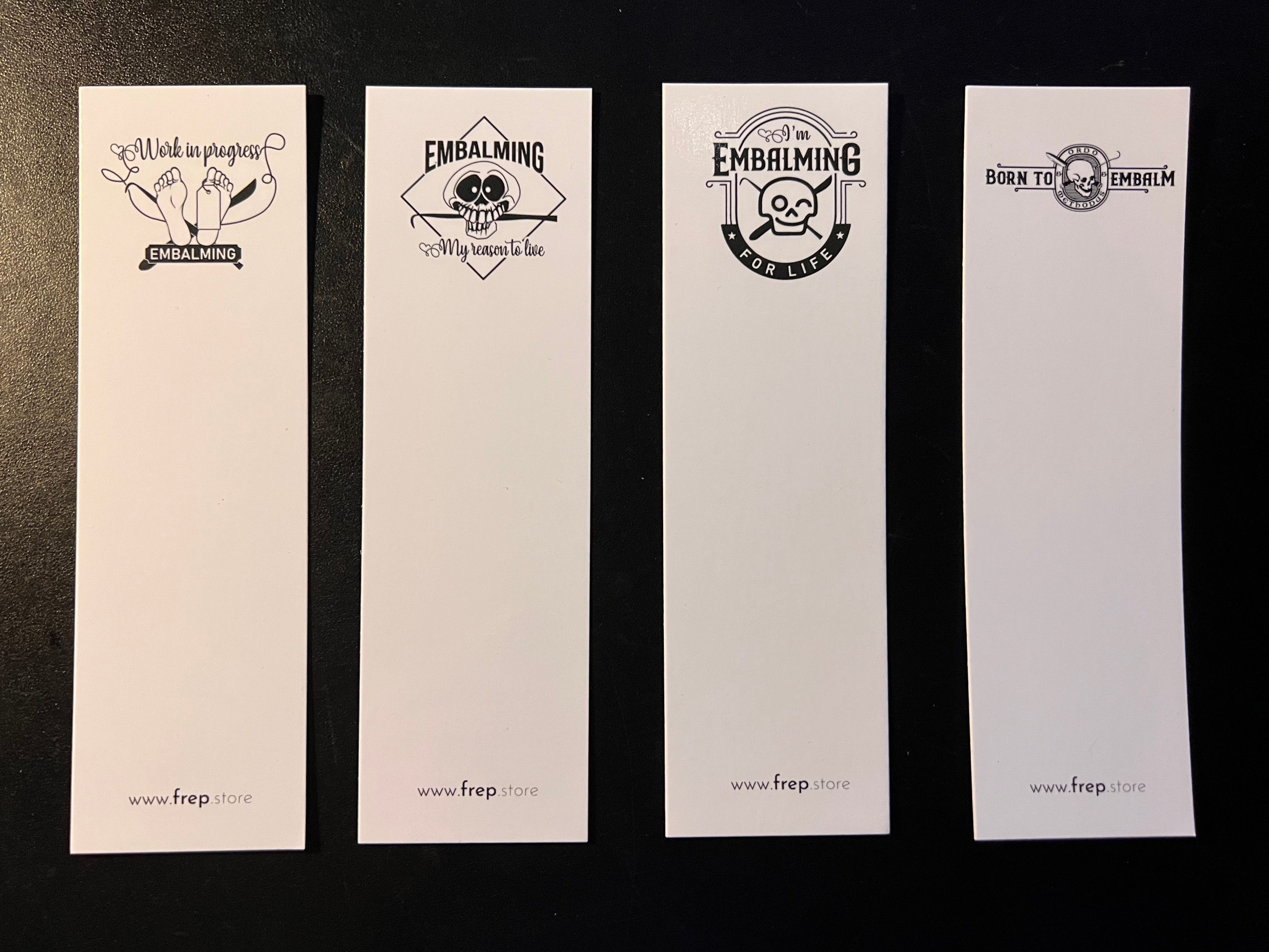 Marque page Born to Embalm