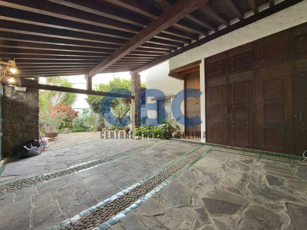 Miniatura: Residencia estilo Colimota 