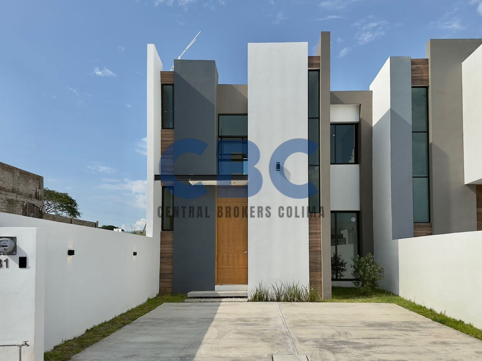 Bonita casa con diseño contemporáneo