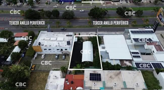 Miniatura: Terreno Comercial sobre tercer anillo 