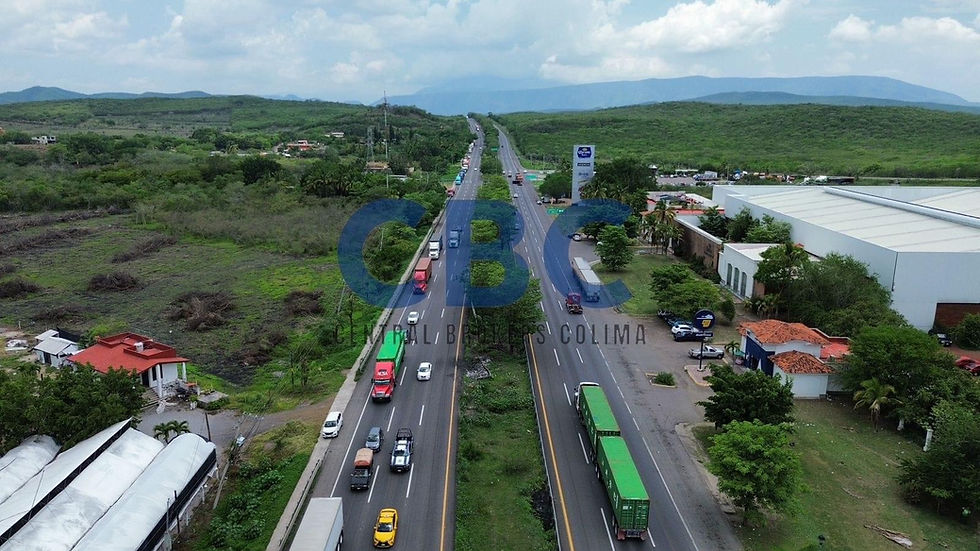Miniatura: Terreno comercial sobre carretera 