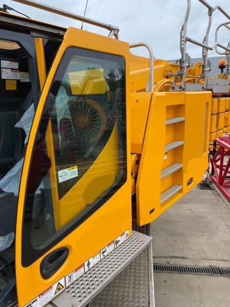 Thumbnail: Liebherr LTM 1100-4.2
