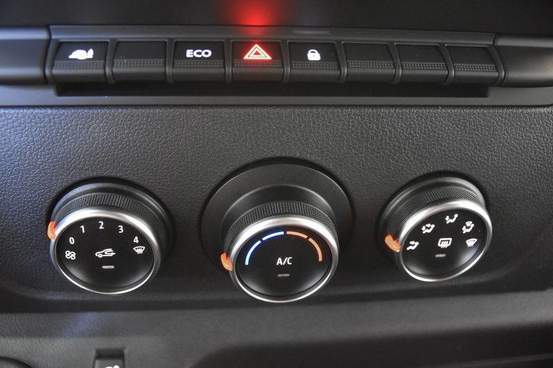 Miniature : Renault Master 3 Confort L3H2 180 CV
