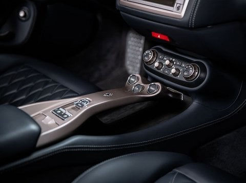 Sīktēls: FERRARI CALIFORNIA