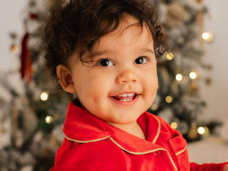 Festive Photoshoots in South East London | Christmas Mini Sessions at The Greenwich Studio