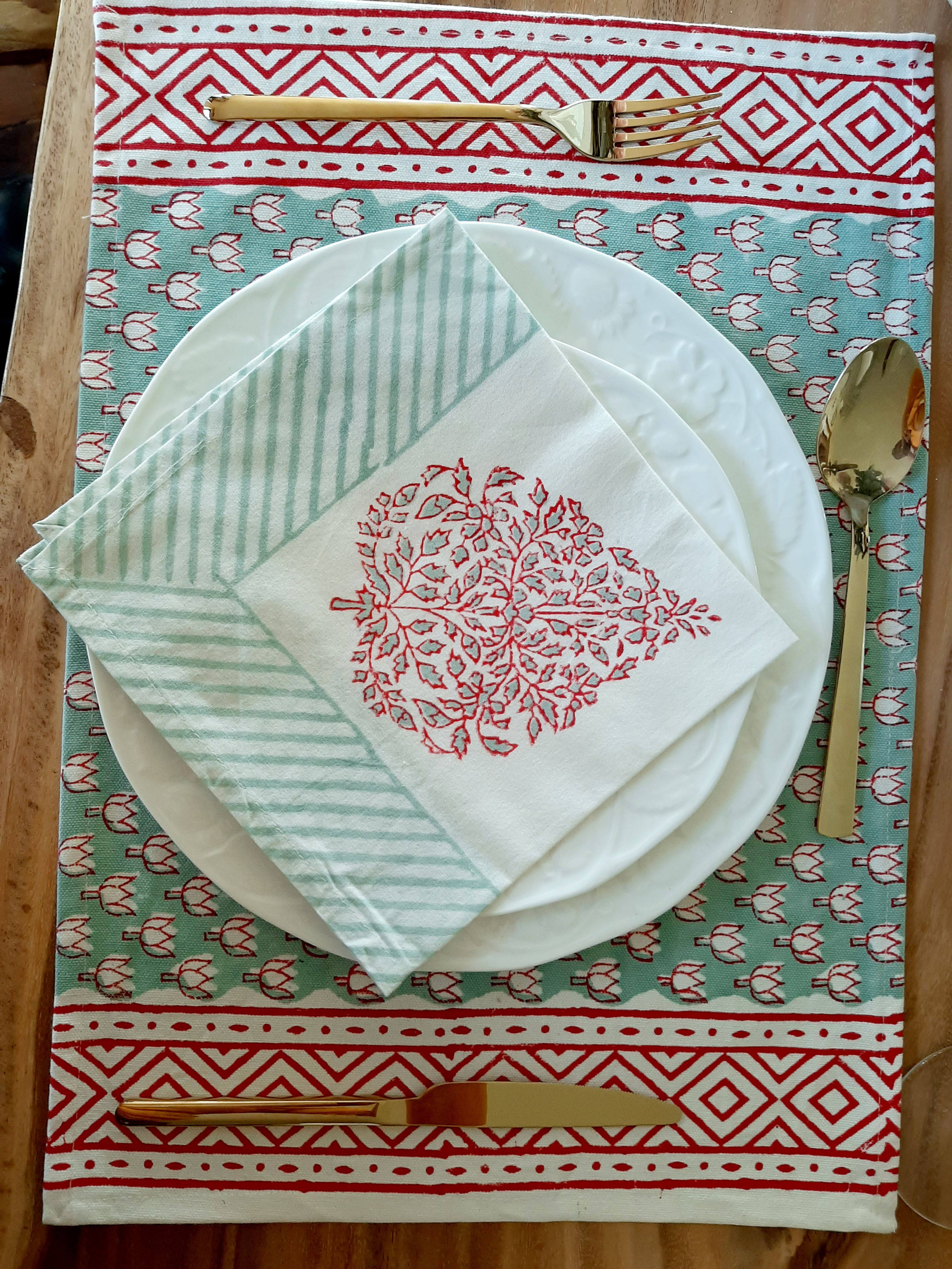 Kara Placemat and Napkin Set (6 place)