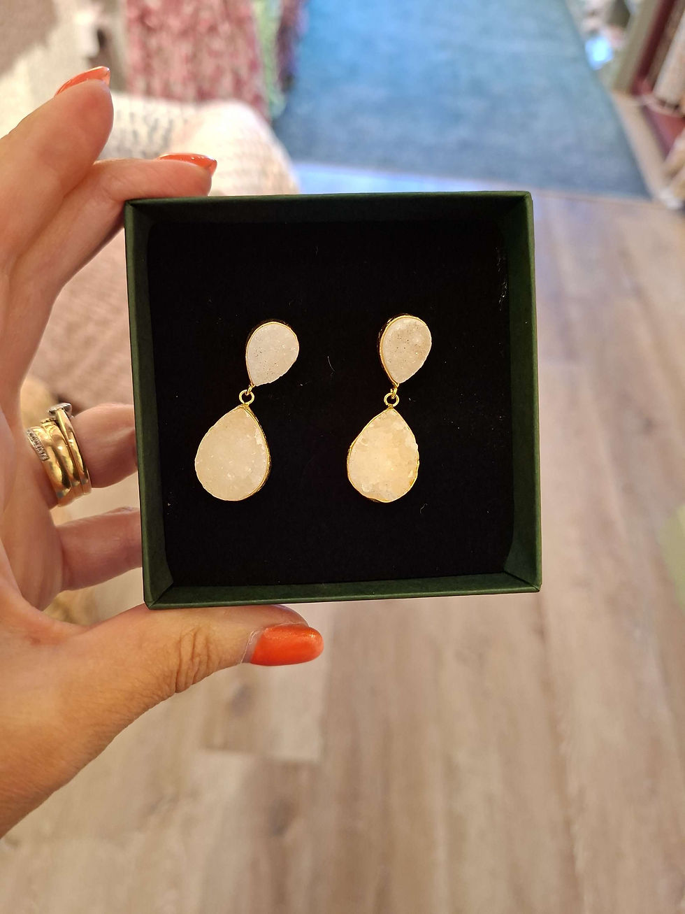 Thumbnail: Quartz Natural Gemstone Earrings