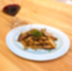 きのこの甘辛煮とフランスワイン