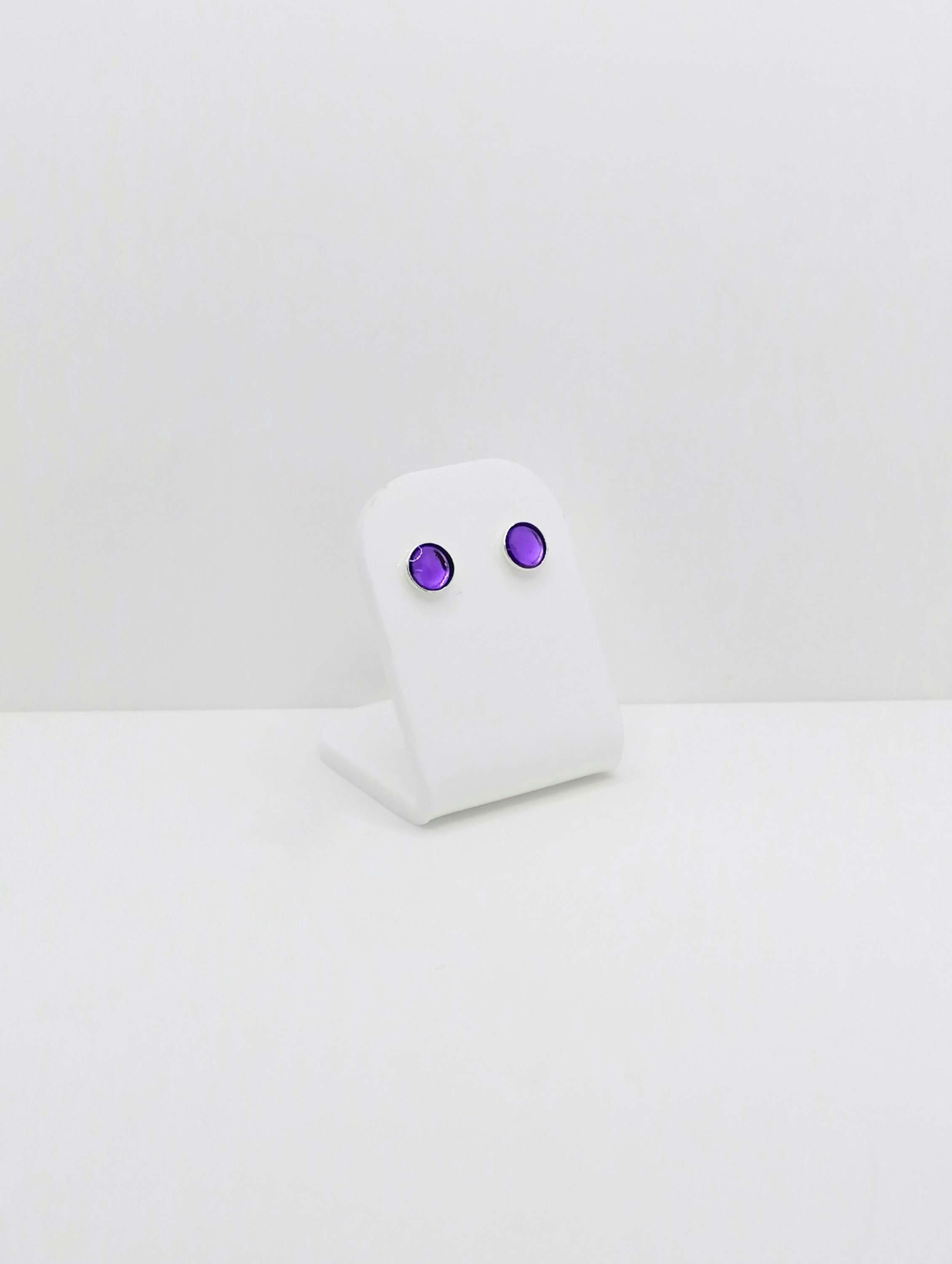 Sterling Silver 6mm Round Studs - Transparent Purple 