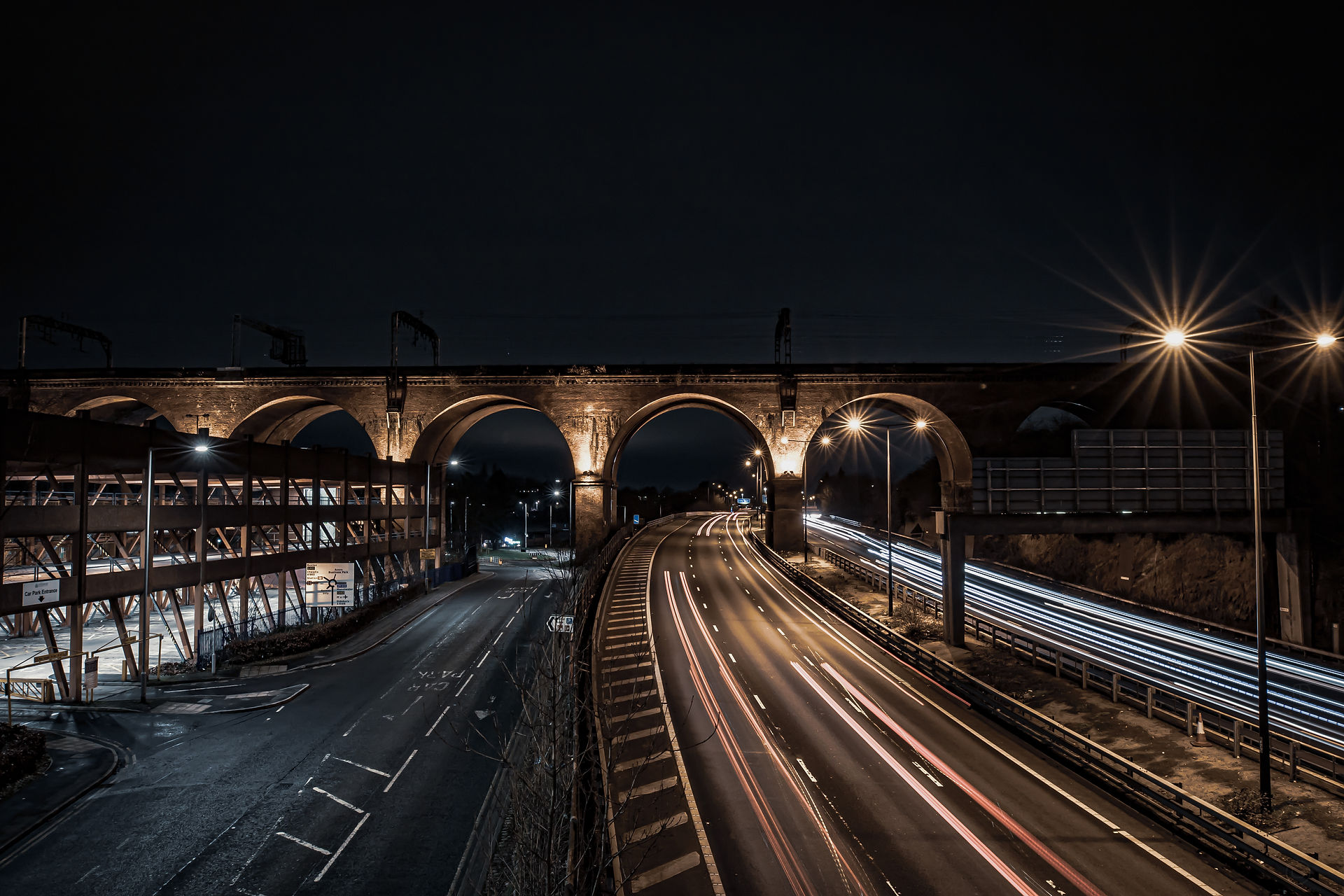 wide angle shot of Stockport Viaduct over motorway 