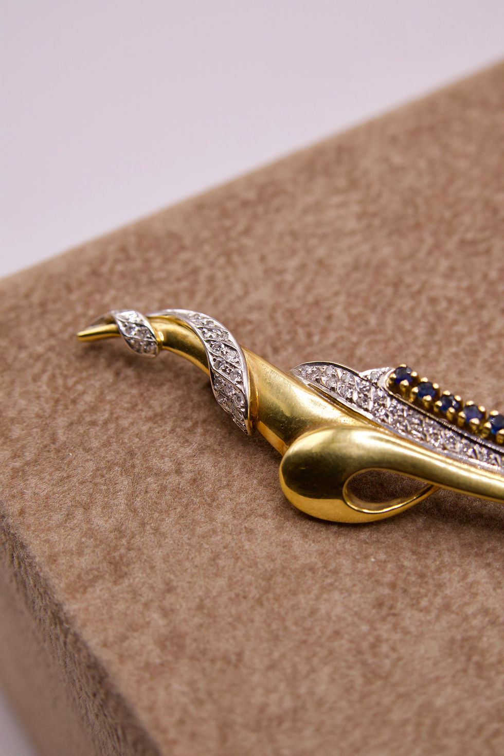Miniatura: Alfinete Ouro 19kt Brilhantes e Safiras