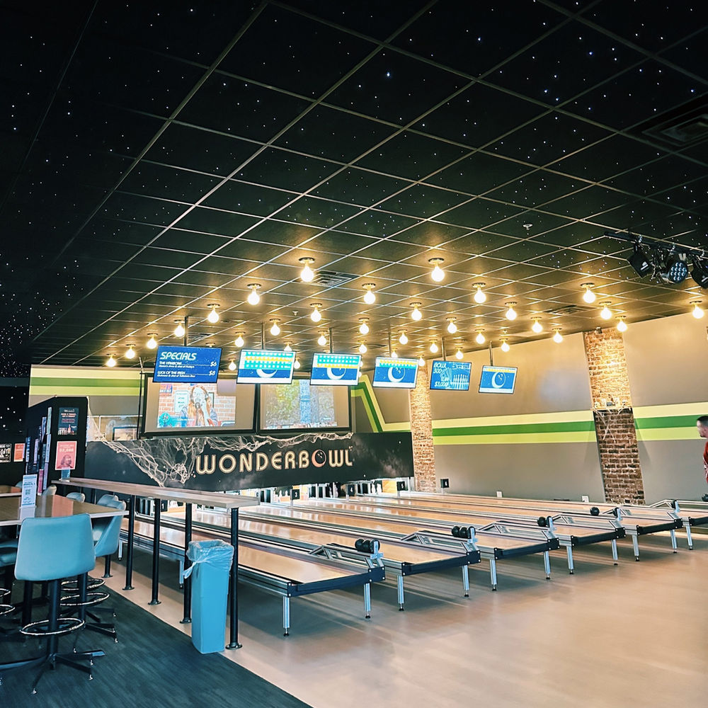 Bob & Willie's Wonderbowl