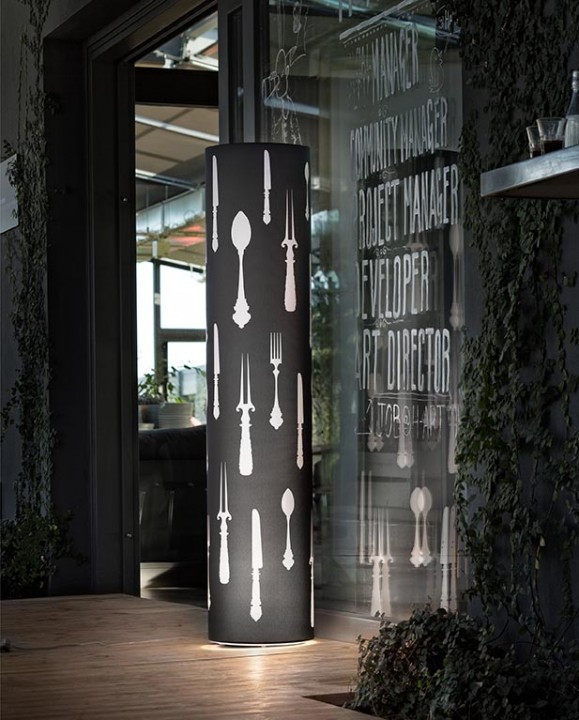 Icon-TE-Cutlery-Lampada-da-Terra-Nero-57