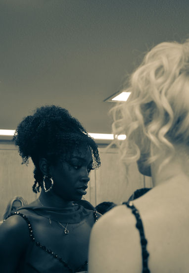 Girls Backstage