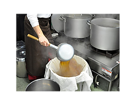 魚介の旨味が凝縮された秘伝の和風だし