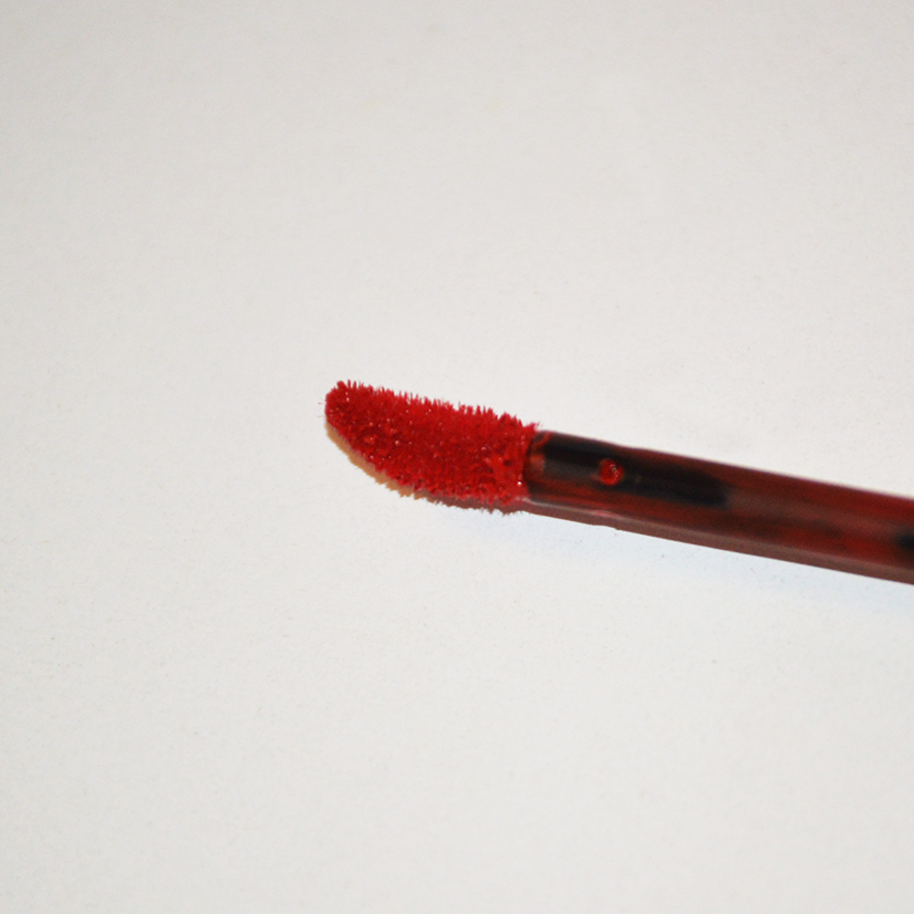 CLOSE UP PRODUCT.png