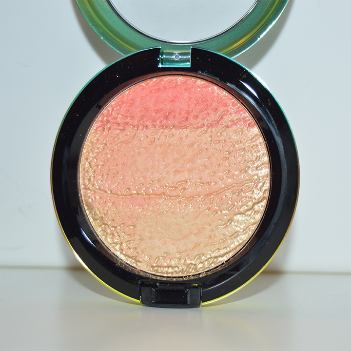 MAC WASH AND DRY CLOSE UP.png