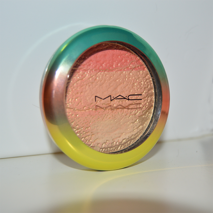 MAC WASH AND DRY SIDE VIEW.png